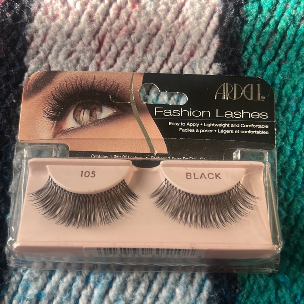 3 lashes $4 - Picture 2 of 4